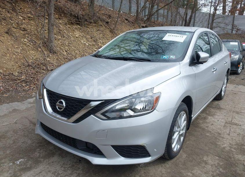 Photo 17 of 2018 Nissan Sentra SV (VIN 3N1AB7AP9JL622011)