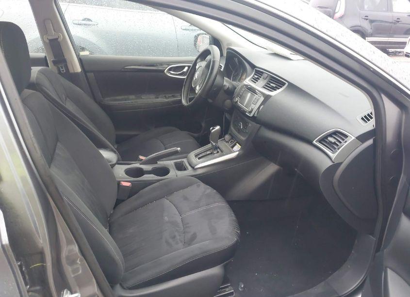 Photo 5 of 2018 Nissan Sentra SV (VIN 3N1AB7AP9JL654280)