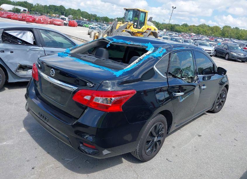 Photo 4 of 2018 Nissan Sentra SV (VIN 3N1AB7AP9JL656823)