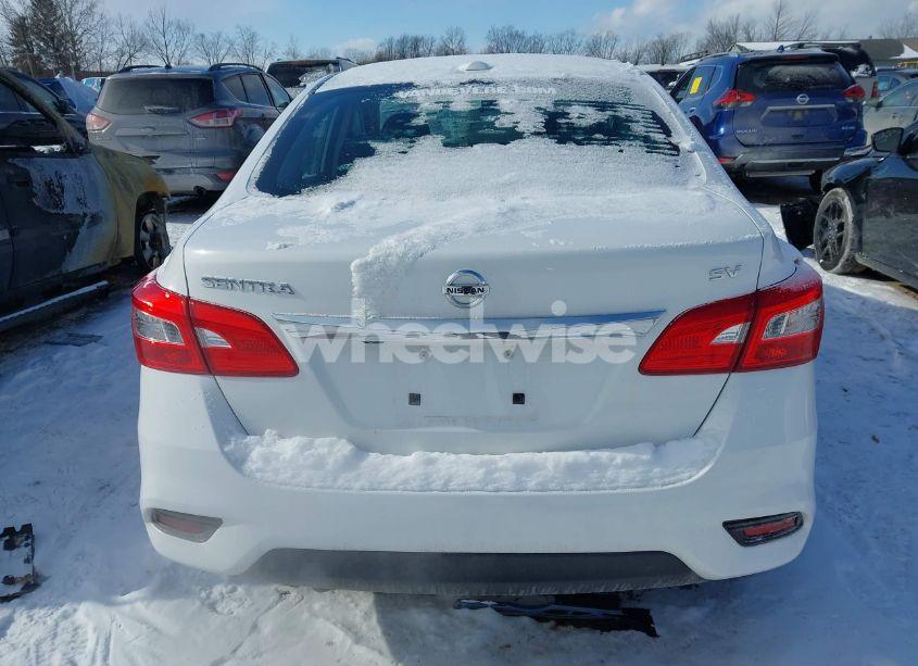 Photo 16 of 2018 Nissan Sentra SV (VIN 3N1AB7AP9JL662718)