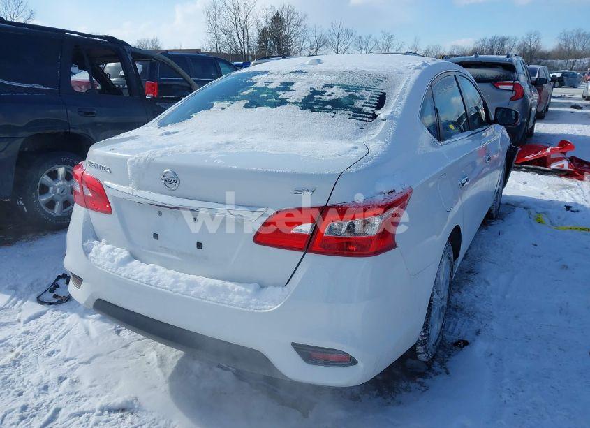 Photo 4 of 2018 Nissan Sentra SV (VIN 3N1AB7AP9JL662718)