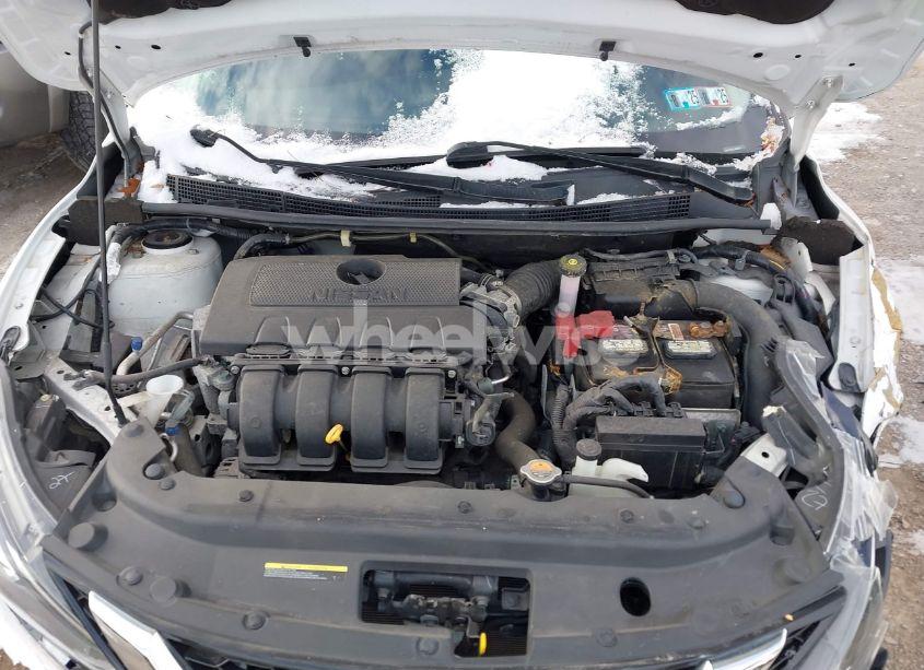Photo 10 of 2018 Nissan Sentra SV (VIN 3N1AB7AP9JL662752)