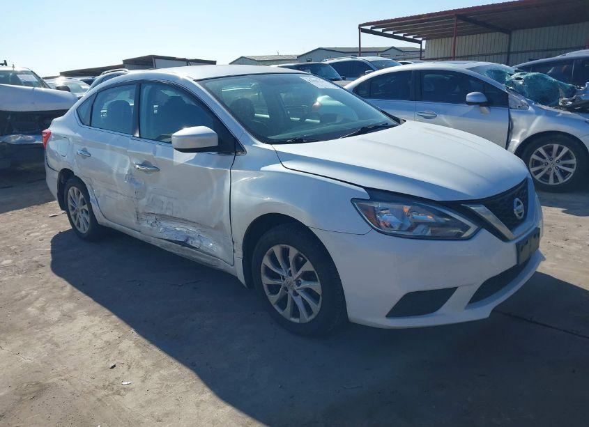 2018 Nissan Sentra SV (VIN 3N1AB7AP9JY225305) main photo