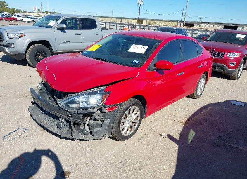 Photo 2 of 2018 Nissan Sentra SV (VIN 3N1AB7AP9JY226325)