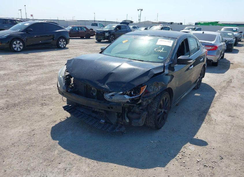 Photo 6 of 2018 Nissan Sentra SR (VIN 3N1AB7AP9JY237695)