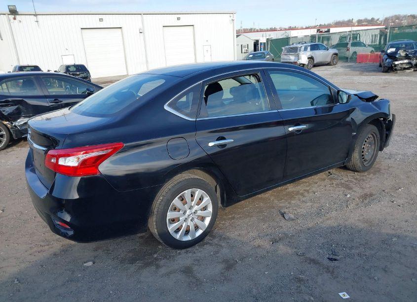 Photo 4 of 2018 Nissan Sentra S (VIN 3N1AB7AP9JY241987)