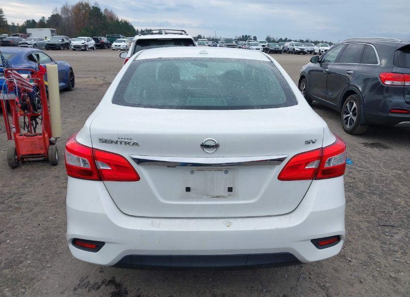 Photo 16 of 2018 Nissan Sentra SV (VIN 3N1AB7AP9JY267585)