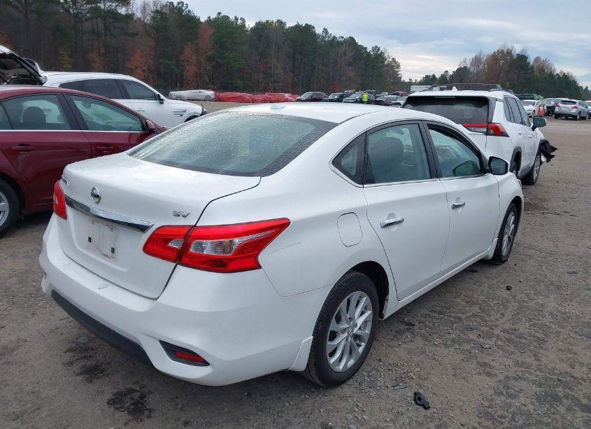 Photo 4 of 2018 Nissan Sentra SV (VIN 3N1AB7AP9JY267585)