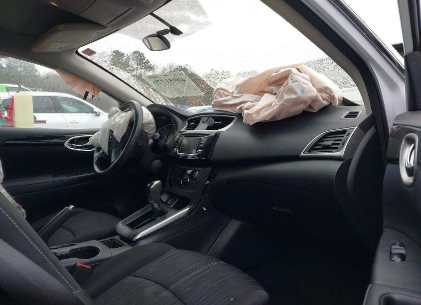 Photo 5 of 2018 Nissan Sentra SV (VIN 3N1AB7AP9JY267585)