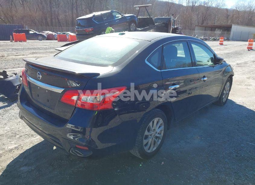 Photo 4 of 2018 Nissan Sentra SV (VIN 3N1AB7AP9JY272995)