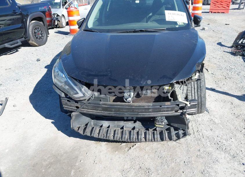 Photo 6 of 2018 Nissan Sentra SV (VIN 3N1AB7AP9JY272995)