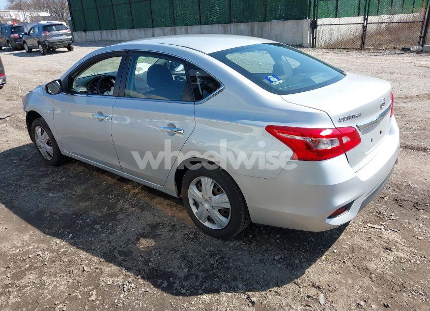 Photo 3 of 2018 Nissan Sentra S (VIN 3N1AB7AP9JY276075)