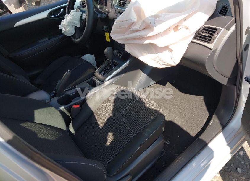 Photo 5 of 2018 Nissan Sentra S (VIN 3N1AB7AP9JY276075)