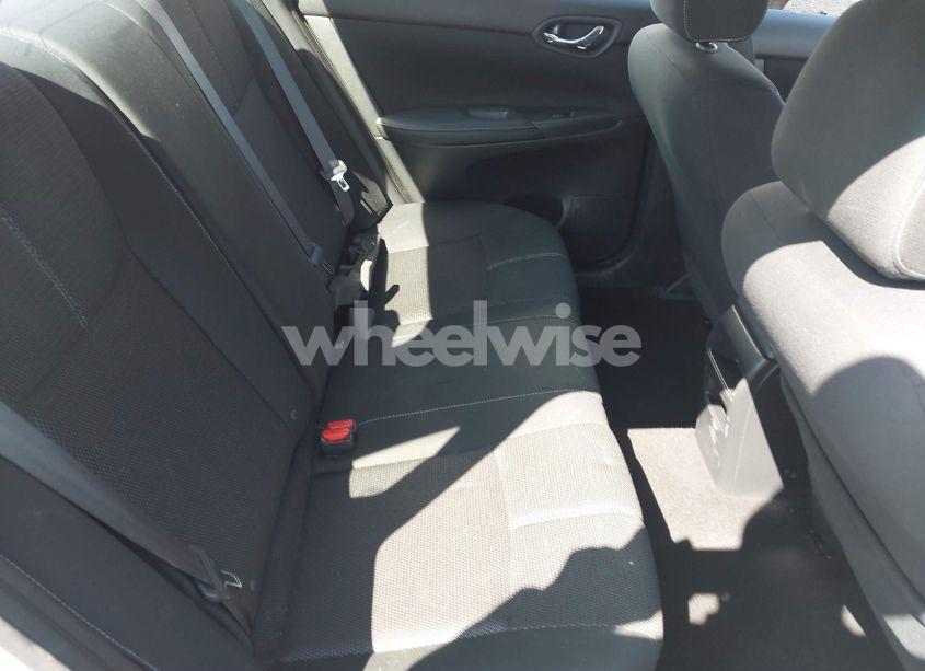 Photo 8 of 2018 Nissan Sentra S (VIN 3N1AB7AP9JY276075)
