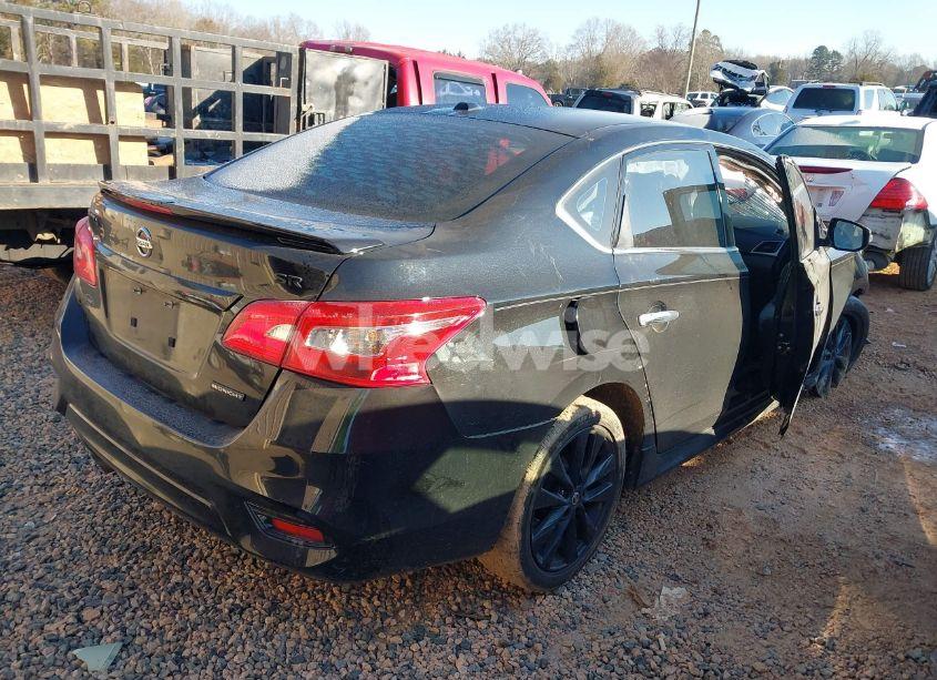 Photo 4 of 2018 Nissan Sentra SR (VIN 3N1AB7AP9JY288257)