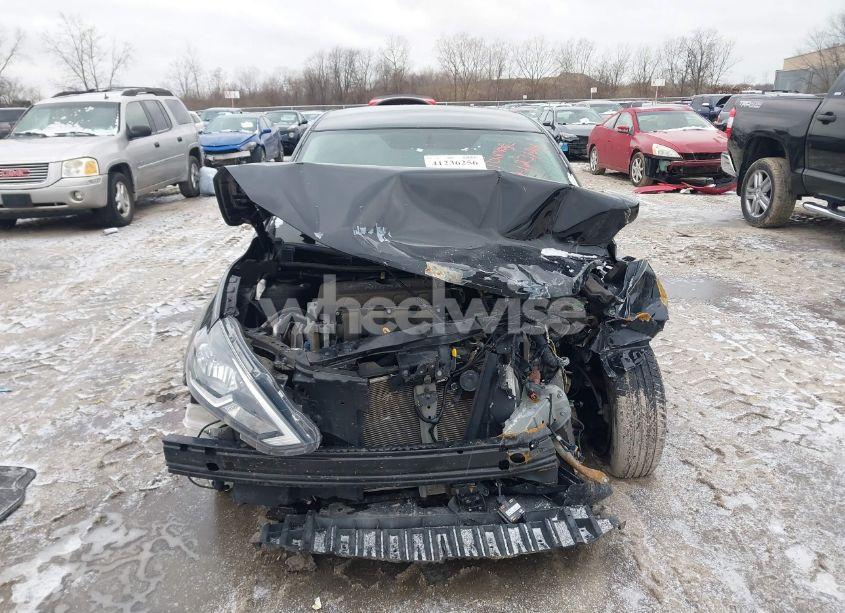 Photo 12 of 2018 Nissan Sentra S (VIN 3N1AB7AP9JY290459)