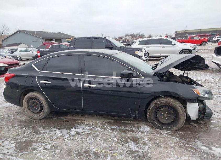 Photo 13 of 2018 Nissan Sentra S (VIN 3N1AB7AP9JY290459)