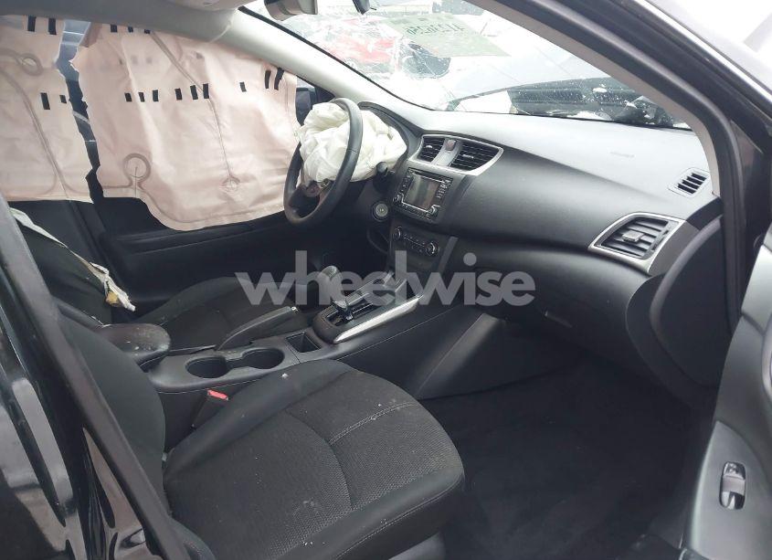 Photo 5 of 2018 Nissan Sentra S (VIN 3N1AB7AP9JY290459)