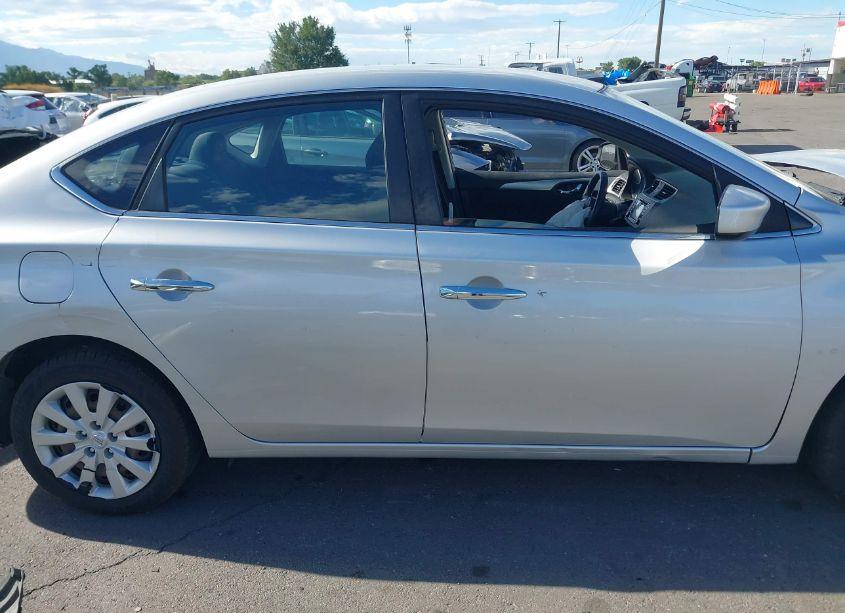 Photo 14 of 2018 Nissan Sentra S (VIN 3N1AB7AP9JY299467)