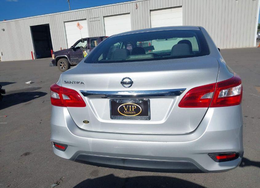 Photo 17 of 2018 Nissan Sentra S (VIN 3N1AB7AP9JY299467)