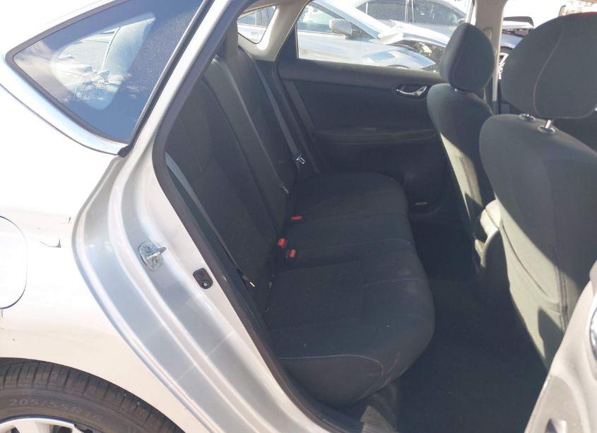 Photo 8 of 2018 Nissan Sentra S (VIN 3N1AB7AP9JY299467)