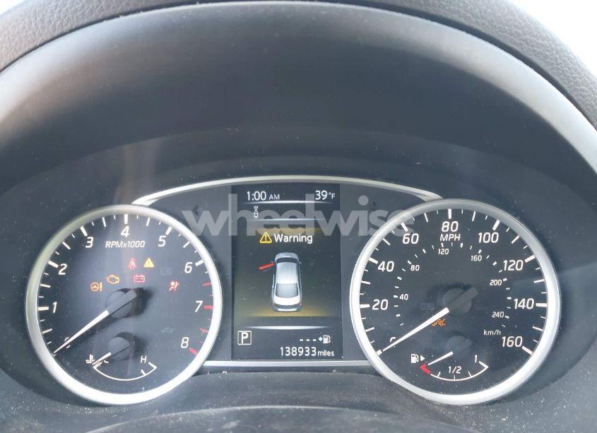 Photo 7 of 2018 Nissan Sentra S (VIN 3N1AB7AP9JY301878)