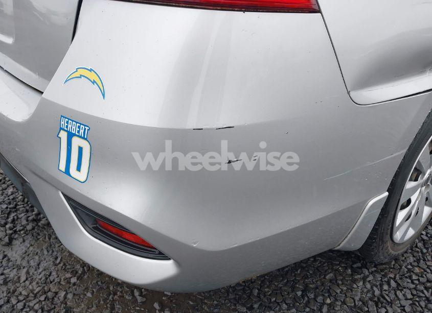 Photo 20 of 2018 Nissan Sentra S (VIN 3N1AB7AP9JY304912)