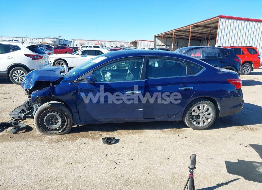 Photo 15 of 2018 Nissan Sentra S (VIN 3N1AB7AP9JY311729)