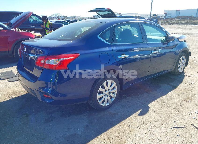 Photo 4 of 2018 Nissan Sentra S (VIN 3N1AB7AP9JY311729)