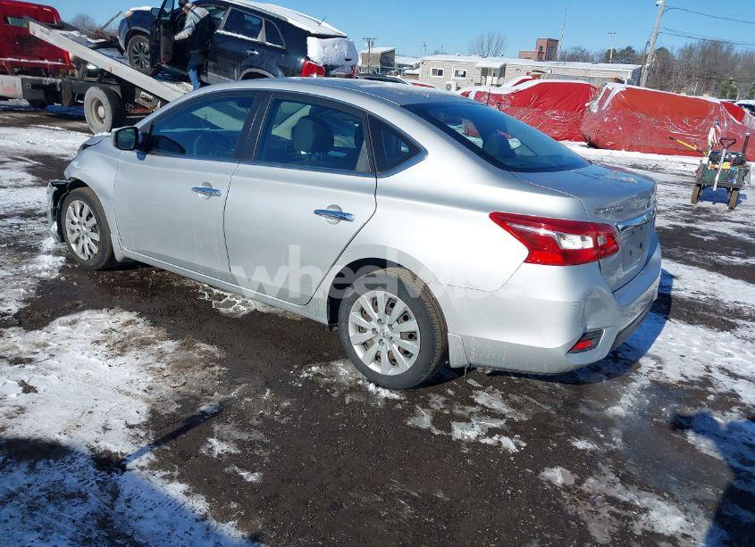 Photo 3 of 2018 Nissan Sentra S (VIN 3N1AB7AP9JY316915)