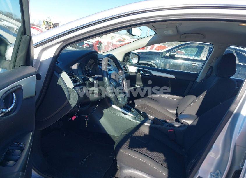 Photo 5 of 2018 Nissan Sentra S (VIN 3N1AB7AP9JY316915)