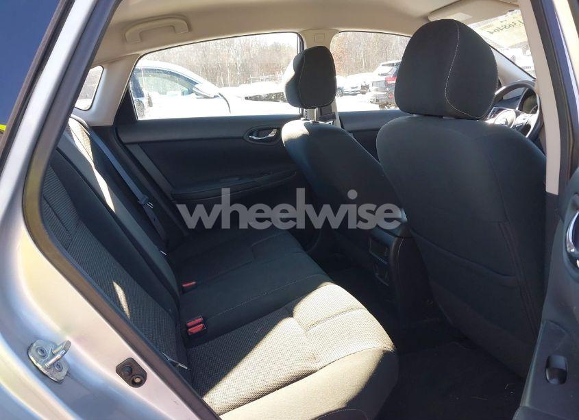 Photo 8 of 2018 Nissan Sentra S (VIN 3N1AB7AP9JY316915)