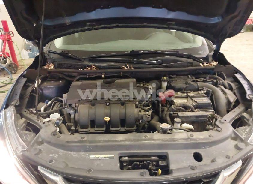 Photo 10 of 2018 Nissan Sentra S (VIN 3N1AB7AP9JY332693)