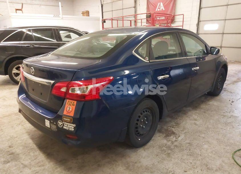 Photo 4 of 2018 Nissan Sentra S (VIN 3N1AB7AP9JY332693)