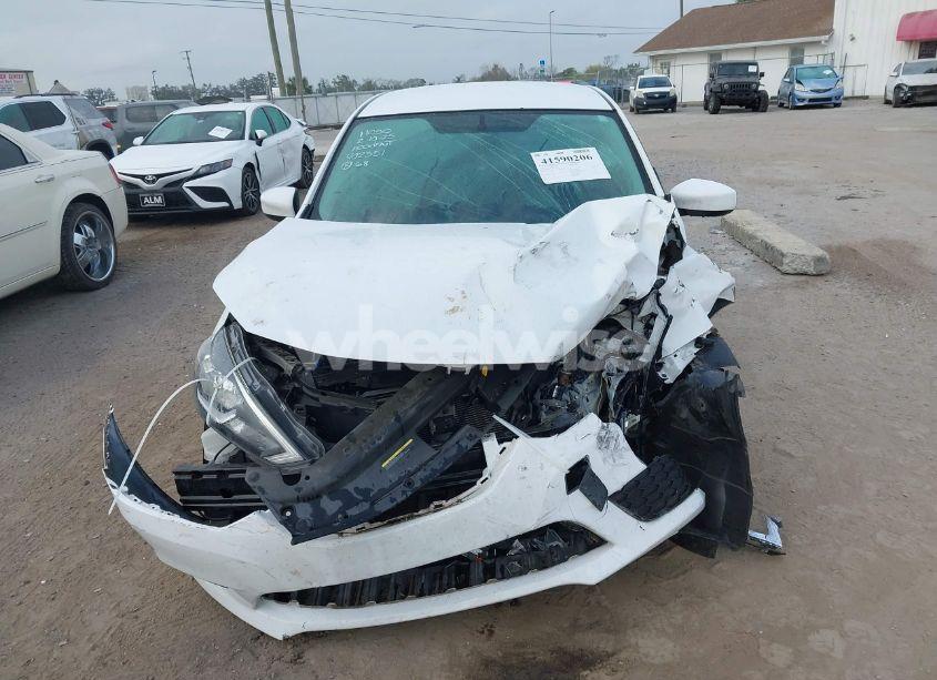 Photo 6 of 2018 Nissan Sentra S (VIN 3N1AB7AP9JY332838)
