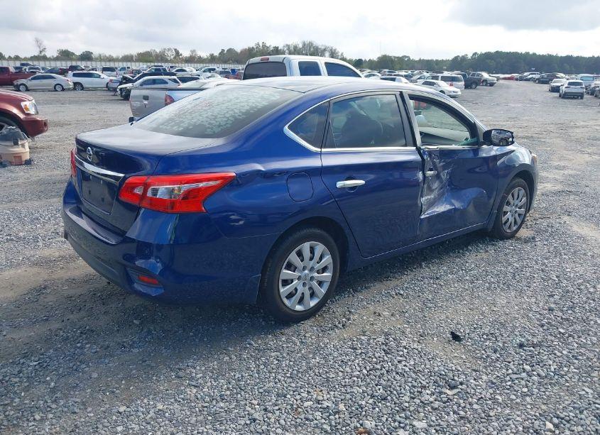 Photo 4 of 2018 Nissan Sentra S (VIN 3N1AB7AP9JY334685)