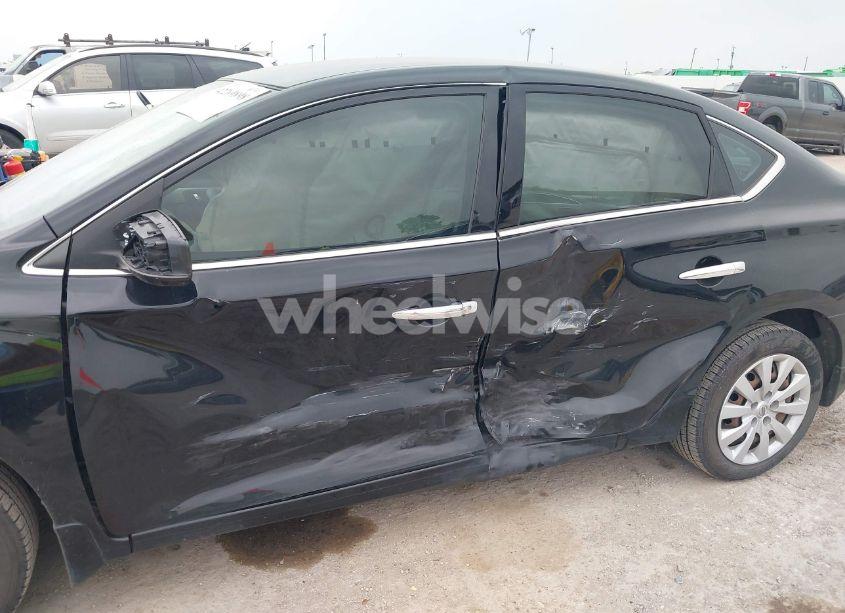 Photo 6 of 2018 Nissan Sentra S (VIN 3N1AB7AP9JY341894)