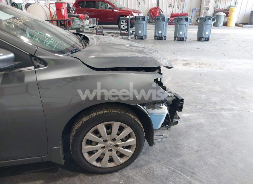 Photo 14 of 2018 Nissan Sentra S (VIN 3N1AB7AP9JY348408)