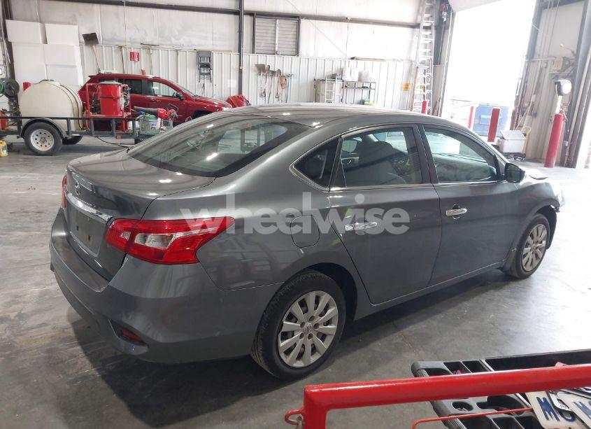 Photo 4 of 2018 Nissan Sentra S (VIN 3N1AB7AP9JY348408)
