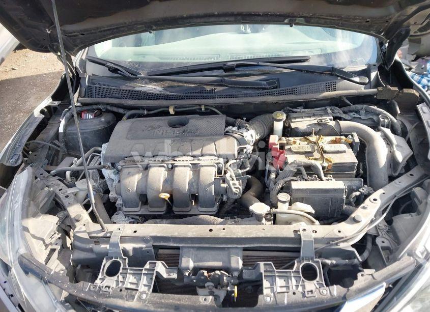 Photo 10 of 2019 Nissan Sentra SV (VIN 3N1AB7AP9KL610071)