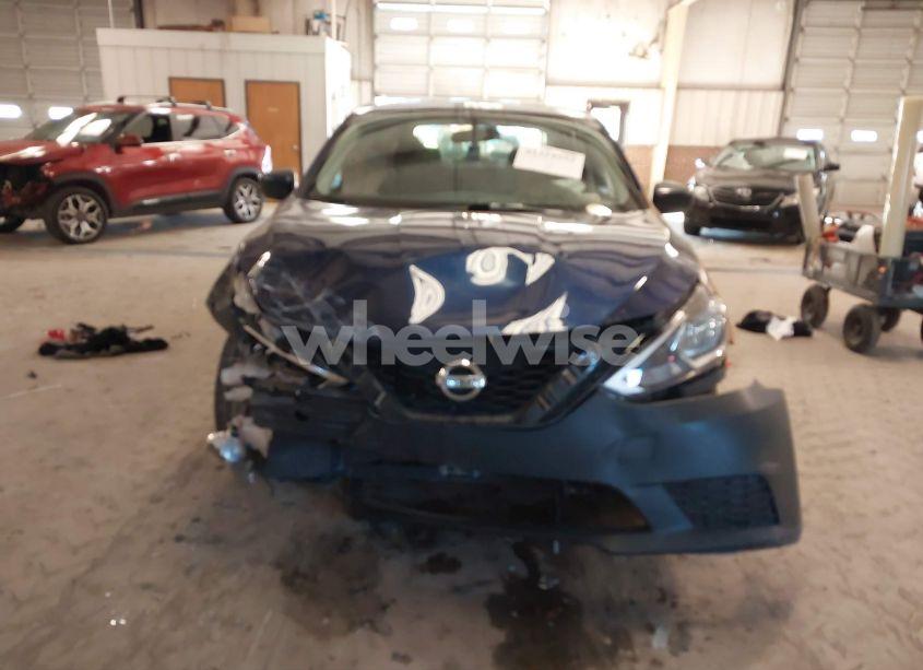 Photo 12 of 2019 Nissan Sentra SV (VIN 3N1AB7AP9KL611527)