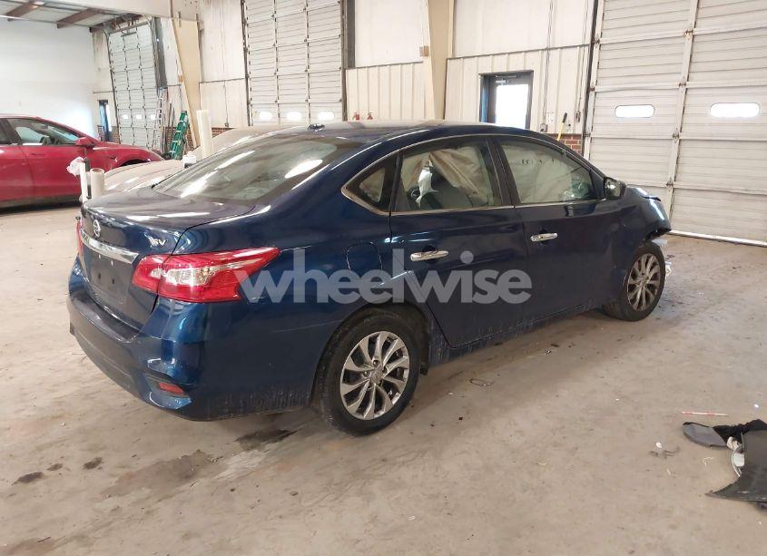 Photo 4 of 2019 Nissan Sentra SV (VIN 3N1AB7AP9KL611527)
