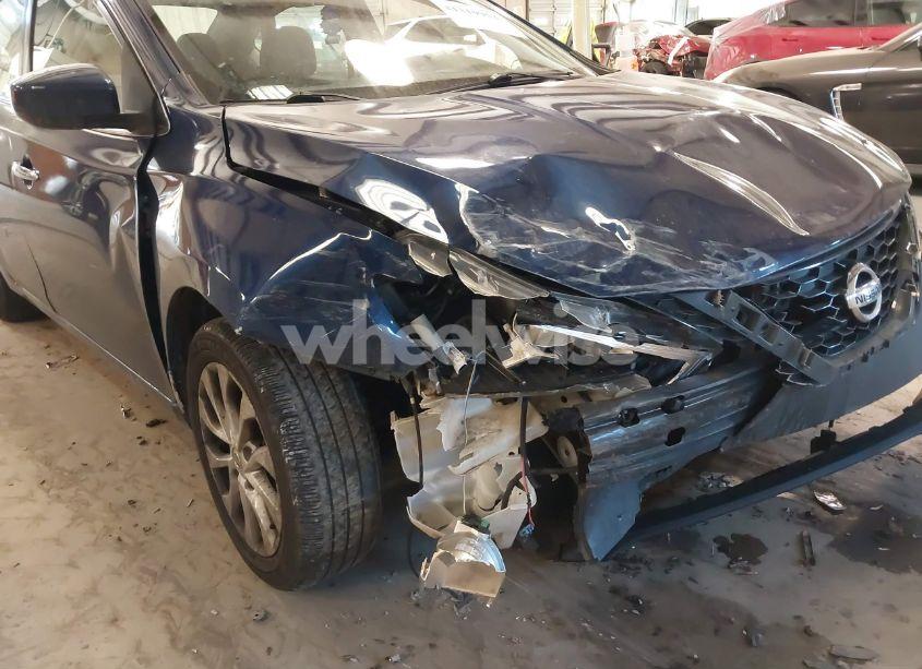 Photo 6 of 2019 Nissan Sentra SV (VIN 3N1AB7AP9KL611527)