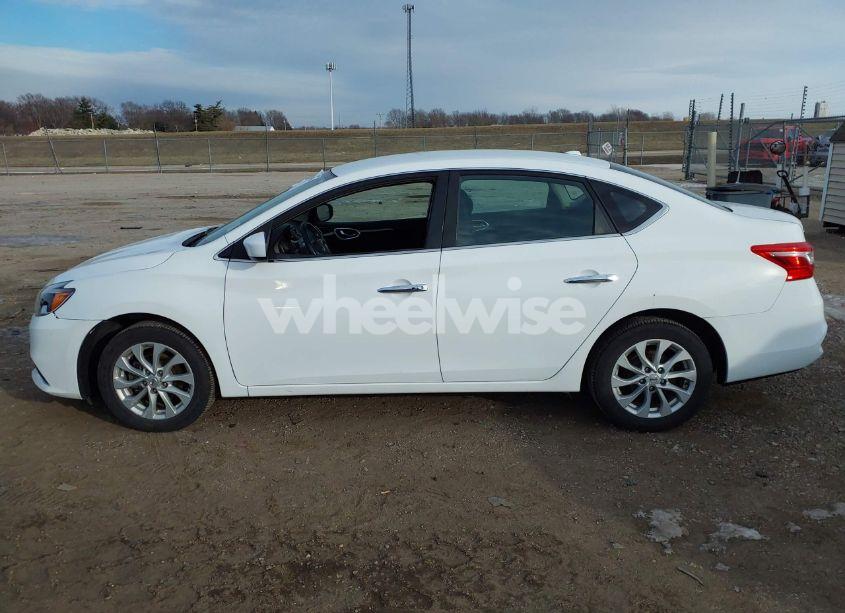Photo 14 of 2019 Nissan Sentra SV (VIN 3N1AB7AP9KL614055)