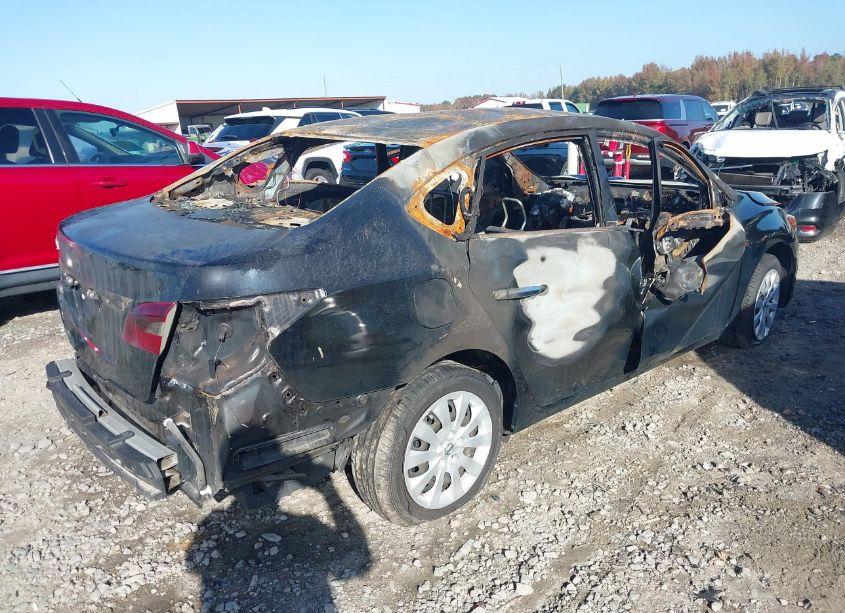 Photo 4 of 2019 Nissan Sentra S (VIN 3N1AB7AP9KY206979)