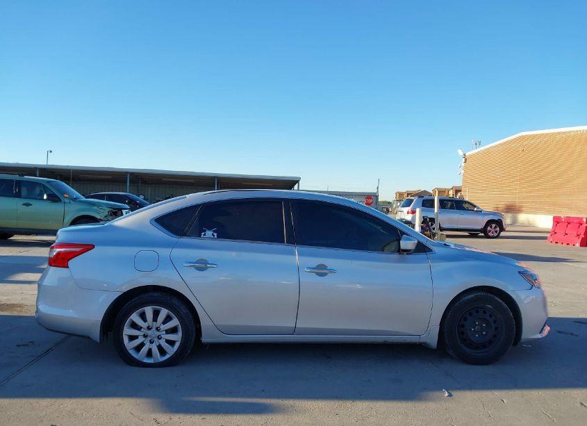 Photo 14 of 2019 Nissan Sentra S (VIN 3N1AB7AP9KY208991)