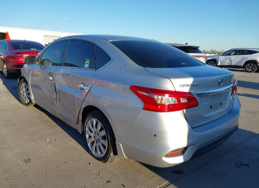 Photo 3 of 2019 Nissan Sentra S (VIN 3N1AB7AP9KY208991)