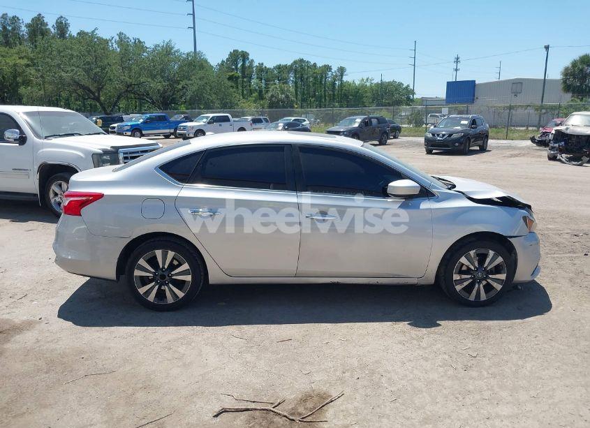 Photo 12 of 2019 Nissan Sentra SV (VIN 3N1AB7AP9KY211115)
