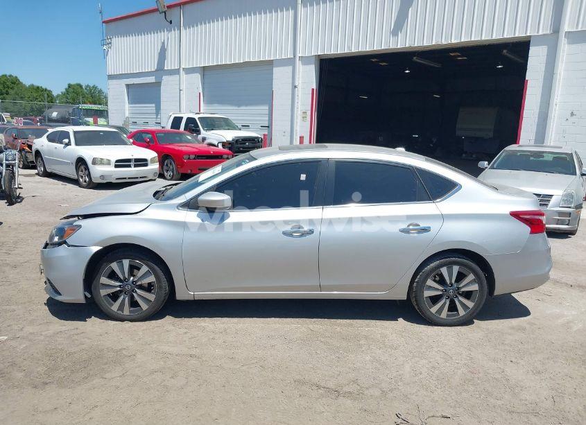 Photo 13 of 2019 Nissan Sentra SV (VIN 3N1AB7AP9KY211115)