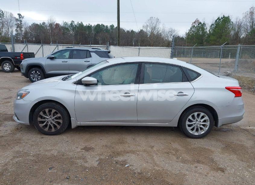 Photo 14 of 2019 Nissan Sentra SV (VIN 3N1AB7AP9KY222325)